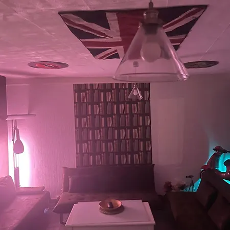 Apartment Housse